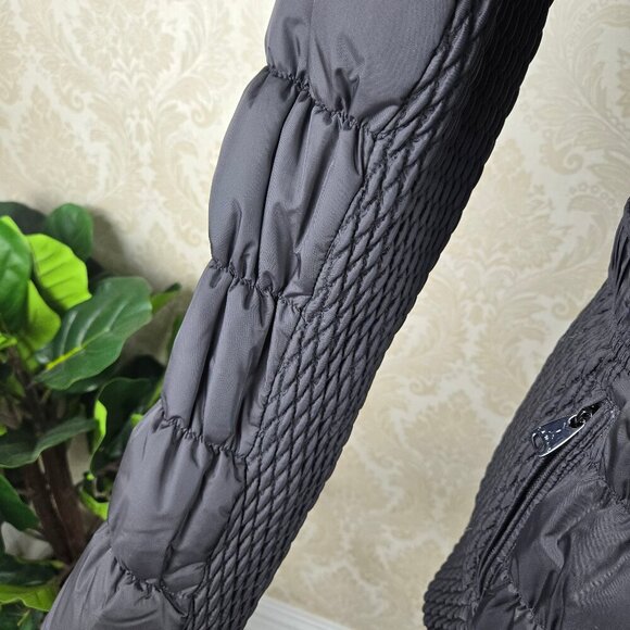 Via Spiga Size Small Black Quilted Puffer Coat Removable Fur Collar Stretch Belt - Picture 8 of 16